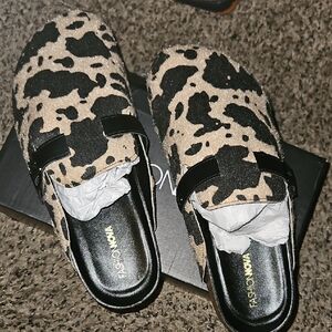 Fashion Nova Black and Cream Patterned Mules